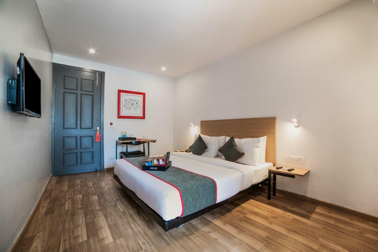新德里 Oyo Townhouse 086 Pankha Road酒店 外观 照片